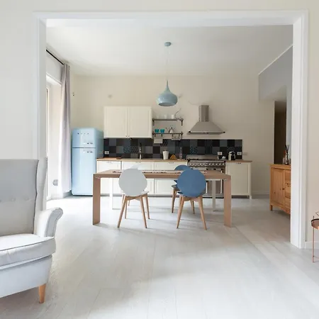 شقة Porta Volta Bright And Roomy Flat *